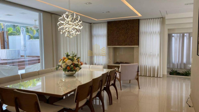 Imagem Casa com 4 Quartos à Venda, 530 m² em Alphaville Dom Pedro - Campinas Imagem Casa com 4 Quartos à Venda, 530 m² em Alphaville Dom Pedro - Campinas