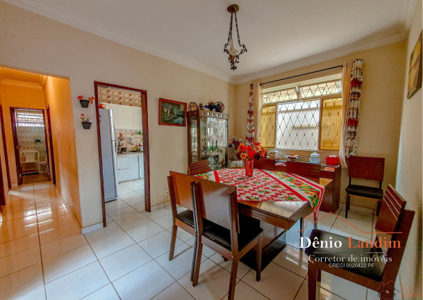 Imagem Casa com 3 Quartos à Venda, 120 m² em Sagrada Família - Montes Claros