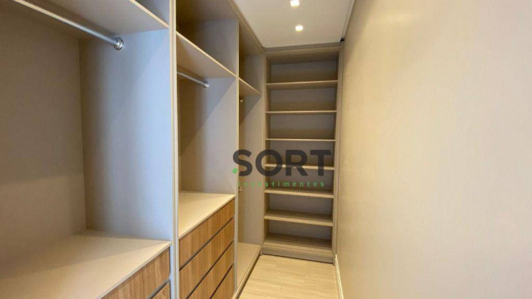 Imagem Apartamento com 4 Quartos para Alugar, 144 m² em Centro - Balneário Camboriú