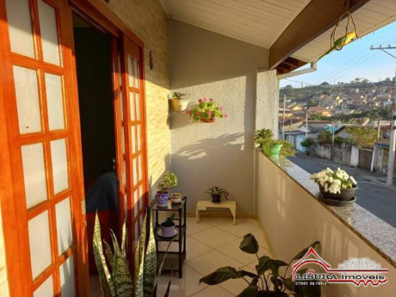 Imagem Casa com 3 Quartos à Venda, 118 m² em Jardim Yolanda - Jacareí Imagem Casa com 3 Quartos à Venda, 118 m² em Jardim Yolanda - Jacareí