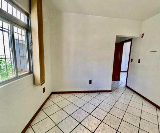 Imagem Casa com 3 Quartos à Venda, 264 m² em Kobrasol - São José