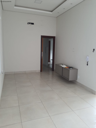 Imagem Imóvel com 3 Quartos à Venda, em Sinop - Sinop Imagem Imóvel com 3 Quartos à Venda, em Sinop - Sinop