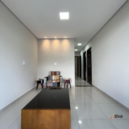 Imagem Casa com 3 Quartos à Venda, 123 m² Imagem Casa com 3 Quartos à Venda, 123 m²