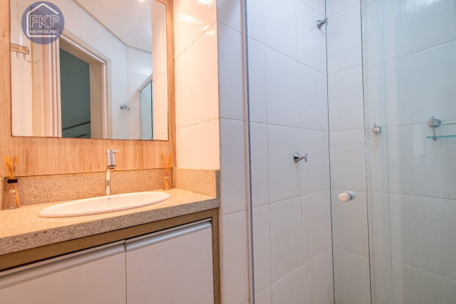 Imagem Casa com 3 Quartos à Venda, 129 m² em Ponta Das Canas - Florianópolis Imagem Casa com 3 Quartos à Venda, 129 m² em Ponta Das Canas - Florianópolis