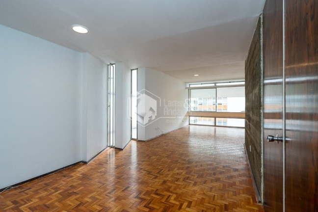 Imagem Apartamento com 3 Quartos à Venda, 200 m² em Cerqueira César - São Paulo Imagem Apartamento com 3 Quartos à Venda, 200 m² em Cerqueira César - São Paulo