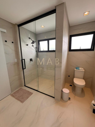 Imagem Casa com 4 Quartos à Venda, 420 m² em São João Do Rio Vermelho - Florianópolis Imagem Casa com 4 Quartos à Venda, 420 m² em São João Do Rio Vermelho - Florianópolis