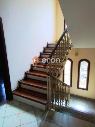 Imagem Casa com 4 Quartos à Venda, 580 m²