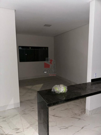 Imagem Casa com 2 Quartos à Venda, 75 m² em Caiçara - Campo Grande