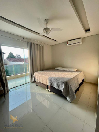 Imagem Sobrado com 3 Quartos à Venda, 351 m² em Vila Rica - Campo Grande Imagem Sobrado com 3 Quartos à Venda, 351 m² em Vila Rica - Campo Grande