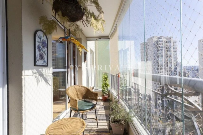 Imagem Apartamento com 4 Quartos à Venda, 126 m² em Vila Romana - São Paulo
