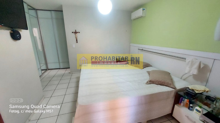 Imagem Casa de Condomínio com 4 Quartos à Venda, 300 m² em Candelária - Natal