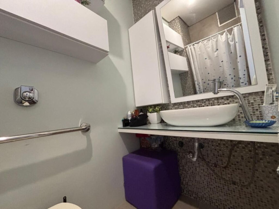 Imagem Imóvel com 2 Quartos à Venda, 73 m² em Santana - Porto Alegre Imagem Imóvel com 2 Quartos à Venda, 73 m² em Santana - Porto Alegre