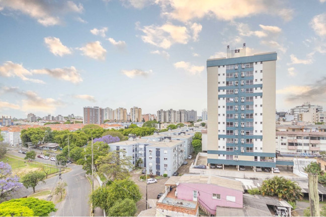 Imagem Imóvel com 2 Quartos à Venda, 64 m² em Passo Da Areia - Porto Alegre Imagem Imóvel com 2 Quartos à Venda, 64 m² em Passo Da Areia - Porto Alegre
