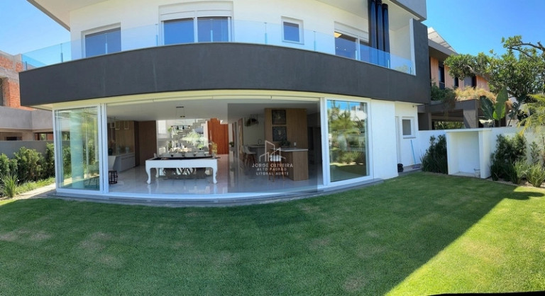 Imagem Casa com 5 Quartos à Venda, em Centro - Capão Da Canoa Imagem Casa com 5 Quartos à Venda, em Centro - Capão Da Canoa