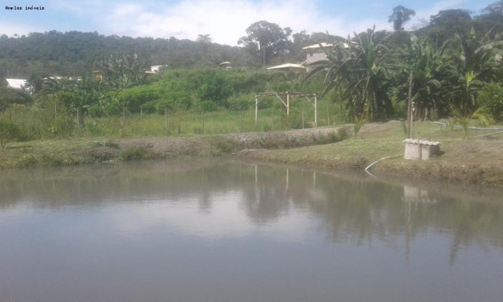 Imagem Chácara com 3 Quartos à Venda, 90 m² em Azurita - Mateus Leme Imagem Chácara com 3 Quartos à Venda, 90 m² em Azurita - Mateus Leme