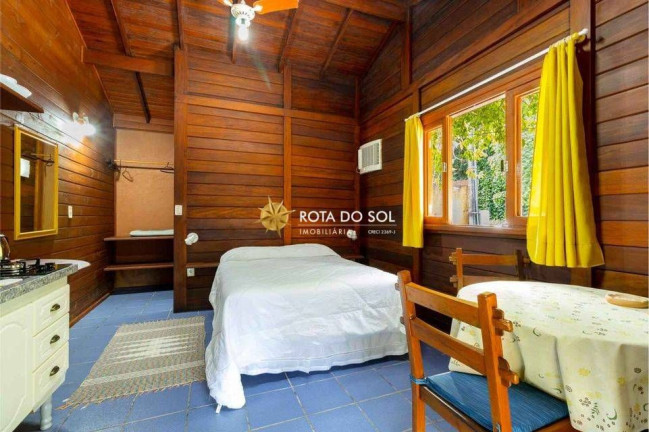 Imagem Apartamento com 24 Quartos à Venda, 1.932 m² em Centro - Bombinhas Imagem Apartamento com 24 Quartos à Venda, 1.932 m² em Centro - Bombinhas