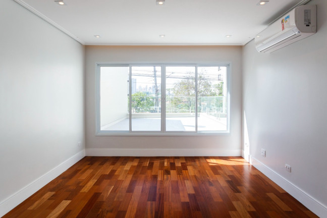 Imagem Casa com 3 Quartos à Venda, em Vila Madalena - São Paulo Imagem Casa com 3 Quartos à Venda, em Vila Madalena - São Paulo