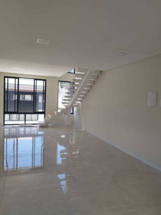 Imagem Sobrado com 3 Quartos à Venda, 120 m² em Centro - Barra Velha Imagem Sobrado com 3 Quartos à Venda, 120 m² em Centro - Barra Velha