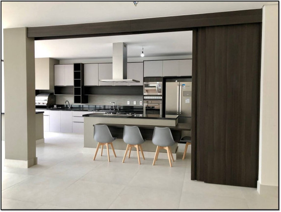 Imagem Casa com 4 Quartos à Venda, 390 m² em Alphaville - Santana De Parnaíba