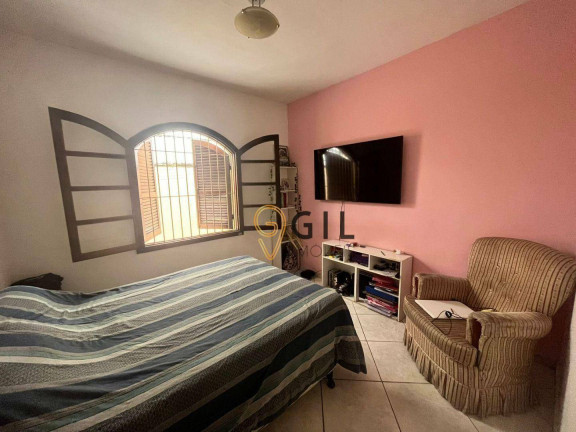 Imagem Casa com 6 Quartos à Venda, 220 m² em Parque Brasil - Jacareí Imagem Casa com 6 Quartos à Venda, 220 m² em Parque Brasil - Jacareí