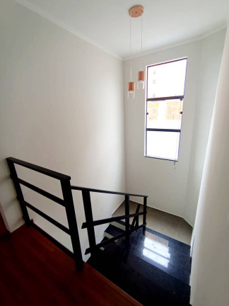 Imagem Casa com 3 Quartos à Venda, em Poços De Caldas Imagem Casa com 3 Quartos à Venda, em Poços De Caldas