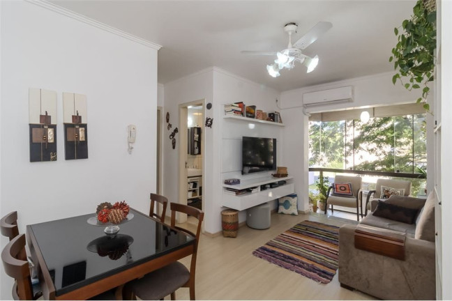 Imagem Apartamento com 1 Quarto à Venda, 44 m² em Jardim Do Salso - Porto Alegre Imagem Apartamento com 1 Quarto à Venda, 44 m² em Jardim Do Salso - Porto Alegre