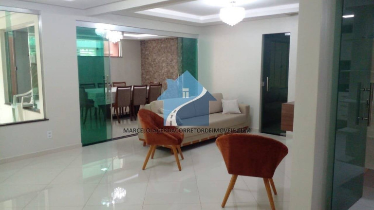 Imagem Casa com 6 Quartos à Venda, 300 m² em Adrianópolis - Manaus Imagem Casa com 6 Quartos à Venda, 300 m² em Adrianópolis - Manaus