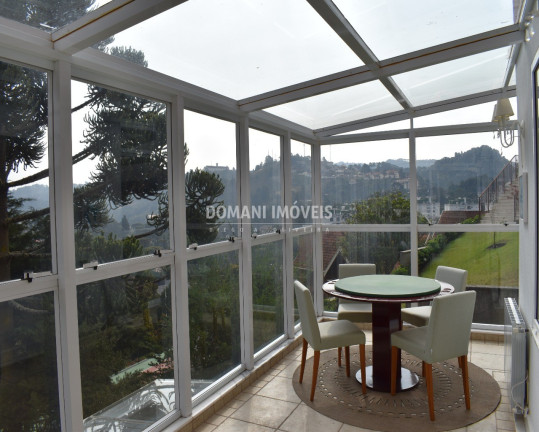 Imagem Casa com 4 Quartos à Venda, 636 m² em Região De Capivari - Campos Do Jordão Imagem Casa com 4 Quartos à Venda, 636 m² em Região De Capivari - Campos Do Jordão