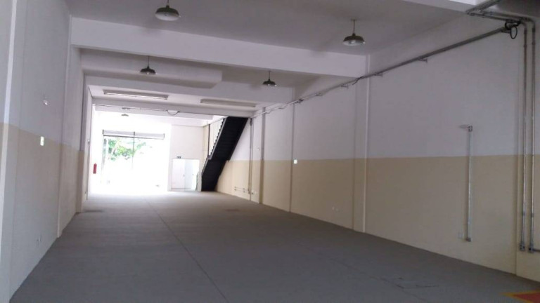 Imagem Galpão para Alugar, 800 m² em Alphaville Industrial - Barueri