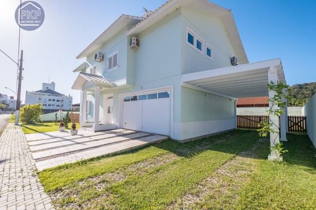 Imagem Casa com 5 Quartos à Venda, 304 m² em Cachoeira Do Bom Jesus - Florianópolis