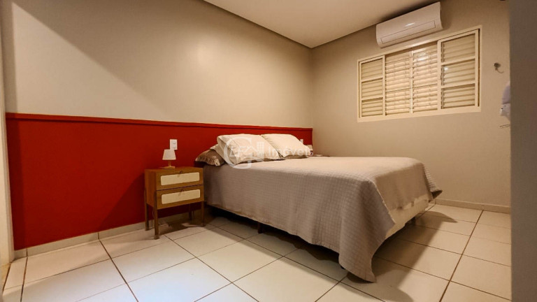 Imagem Casa com 3 Quartos à Venda, 180 m² em Carandá Bosque Ii - Campo Grande Imagem Casa com 3 Quartos à Venda, 180 m² em Carandá Bosque Ii - Campo Grande