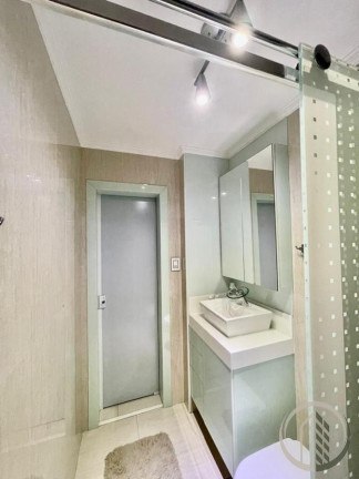 Imagem Apartamento com 2 Quartos à Venda, 77 m² em Encruzilhada - Santos