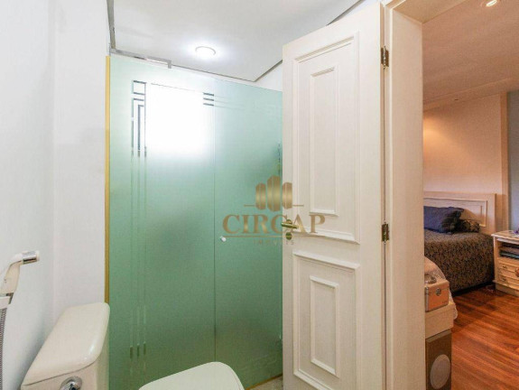 Imagem Apartamento com 3 Quartos à Venda, 256 m² em Aclimação - São Paulo