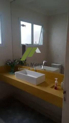 Imagem Casa com 3 Quartos à Venda, 275 m²
