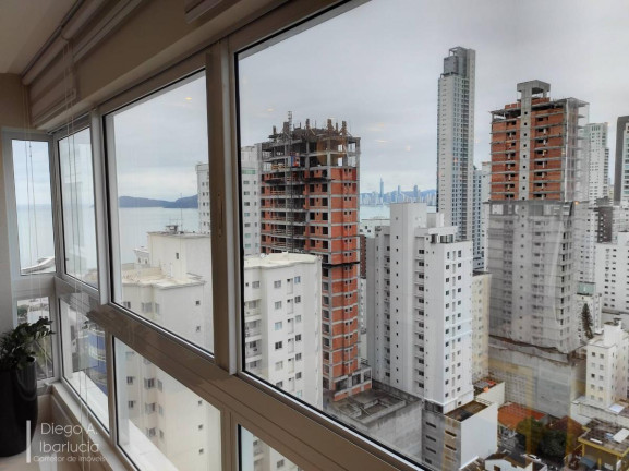 Imagem Apartamento com 3 Quartos à Venda, 116 m² em Pioneiros - Balneário Camboriú