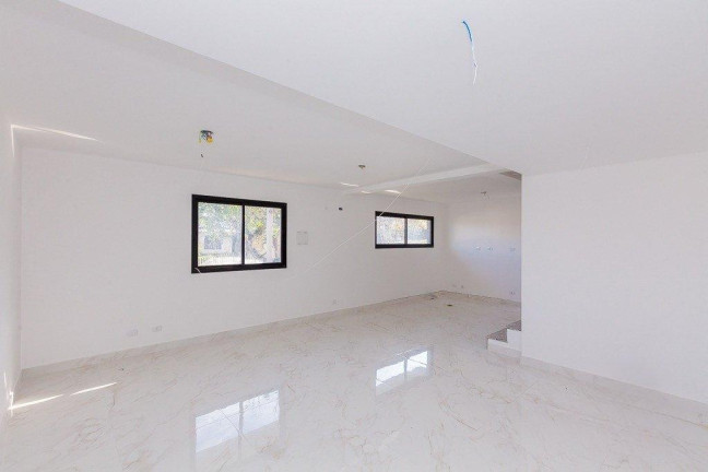 Imagem Sobrado com 4 Quartos à Venda, 164 m² em Abranches - Curitiba Imagem Sobrado com 4 Quartos à Venda, 164 m² em Abranches - Curitiba
