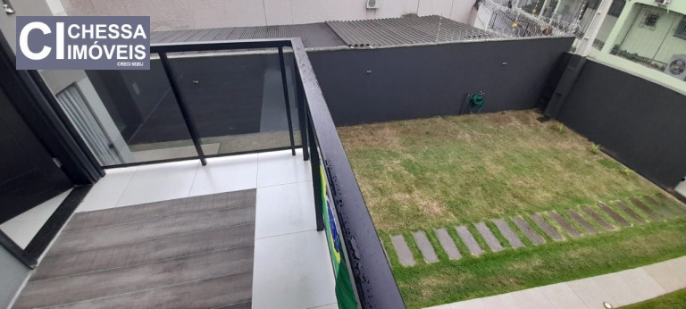 Imagem Sobrado com 4 Quartos à Venda ou Locação, 230 m² em Centro - Itajaí Imagem Sobrado com 4 Quartos à Venda ou Locação, 230 m² em Centro - Itajaí