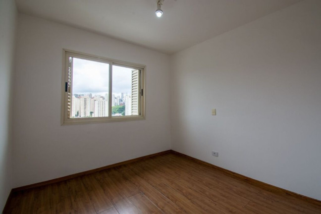 Imagem Imóvel com 3 Quartos à Venda, em Jardim Taboão - São Paulo Imagem Imóvel com 3 Quartos à Venda, em Jardim Taboão - São Paulo