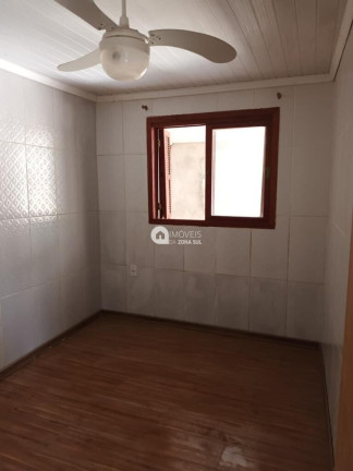 Imagem Casa com 2 Quartos à Venda, 56 m²