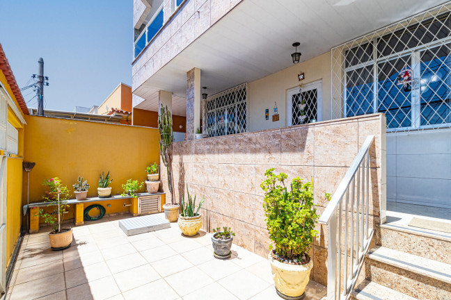Imagem Casa com 3 Quartos à Venda, 221 m² em Irajá - Rio De Janeiro