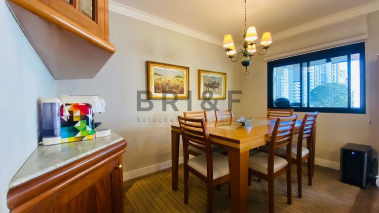 Imagem Apartamento com 3 Quartos à Venda, 125 m² em Moema - São Paulo Imagem Apartamento com 3 Quartos à Venda, 125 m² em Moema - São Paulo
