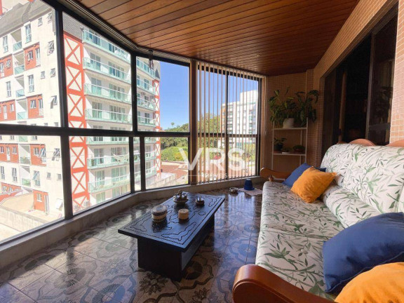 Imagem Apartamento com 4 Quartos à Venda, 167 m² em Agriões - Teresópolis