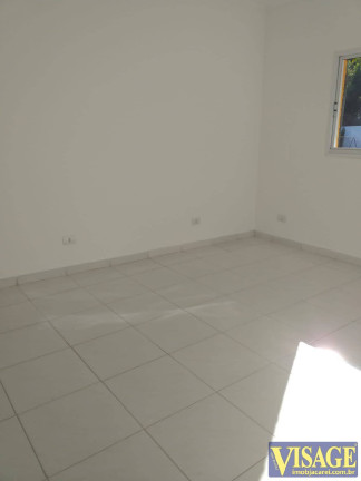 Imagem Casa com 2 Quartos à Venda, em Centro - Jacareí Imagem Casa com 2 Quartos à Venda, em Centro - Jacareí