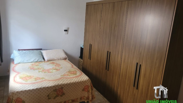 Imagem Casa com 3 Quartos à Venda, 80 m² em Santa Luzia - Bragança Paulista Imagem Casa com 3 Quartos à Venda, 80 m² em Santa Luzia - Bragança Paulista