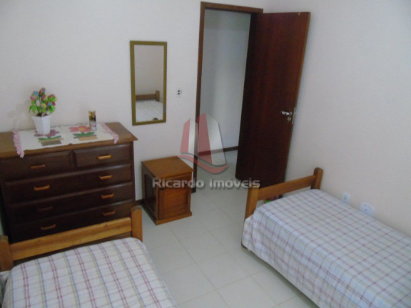 Imagem Imóvel com 3 Quartos à Venda, em Vila Nova - Cabo Frio Imagem Imóvel com 3 Quartos à Venda, em Vila Nova - Cabo Frio