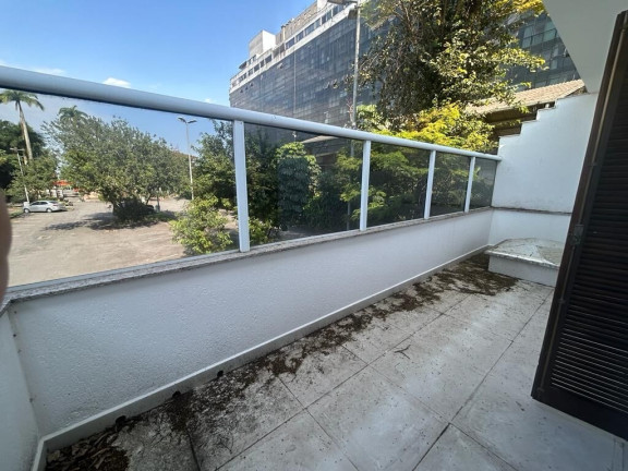 Imagem Casa com 3 Quartos à Venda, 155 m² em Aparecida - Santos