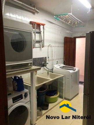 Imagem Casa com 4 Quartos à Venda, 205 m² em Itaipu - Niterói Imagem Casa com 4 Quartos à Venda, 205 m² em Itaipu - Niterói