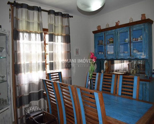 Imagem Casa com 4 Quartos à Venda, 260 m² em Região Do Jaguaribe - Campos Do Jordão Imagem Casa com 4 Quartos à Venda, 260 m² em Região Do Jaguaribe - Campos Do Jordão