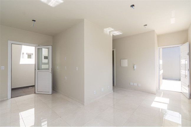 Imagem Casa com 2 Quartos à Venda, em Nossa Senhora Das Graças - Canoas Imagem Casa com 2 Quartos à Venda, em Nossa Senhora Das Graças - Canoas