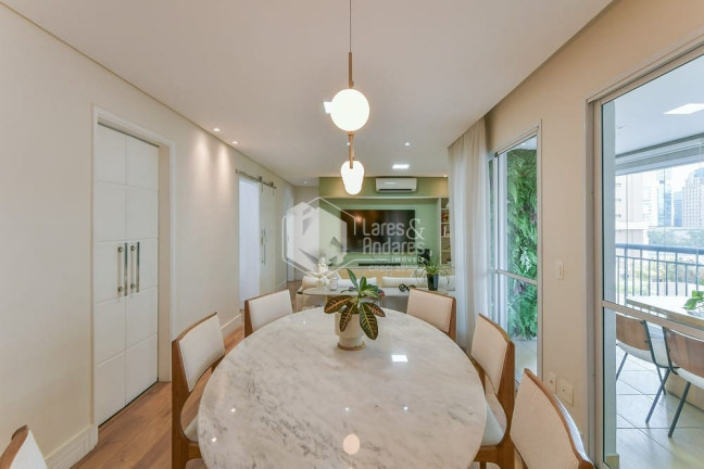 Apartamento com 2 Quartos à Venda, 94 m² em Brooklin - São Paulo